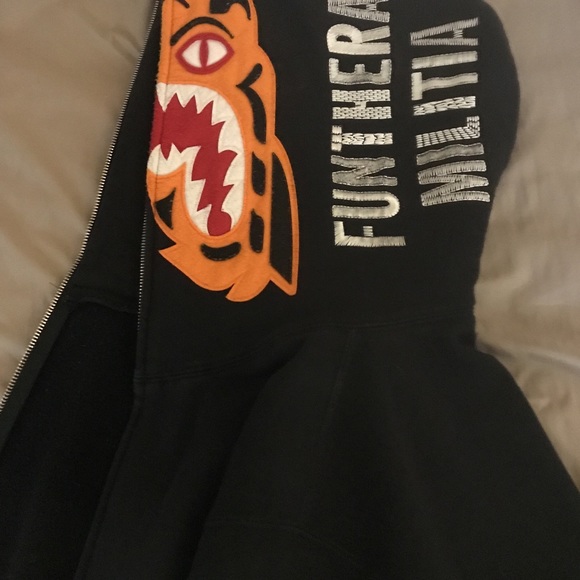 Bape tiger hoodie (black) - Picture 1 of 8